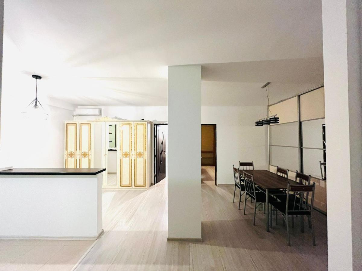 Confortmodern Flat3 Rooms Bacău Exterior foto