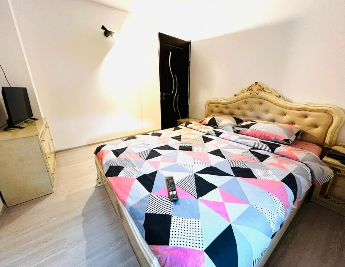 Confortmodern Flat3 Rooms Bacău Exterior foto